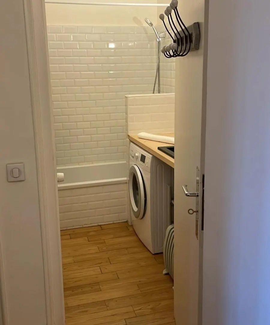 Apartment Large 5 Rooms With Garage In The City Center Annecy France